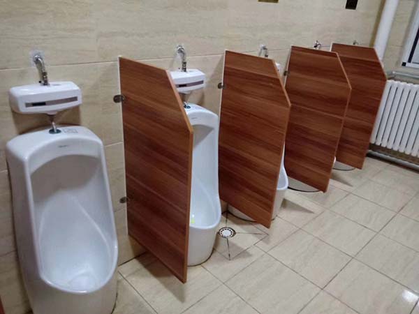 暗装小便感应器